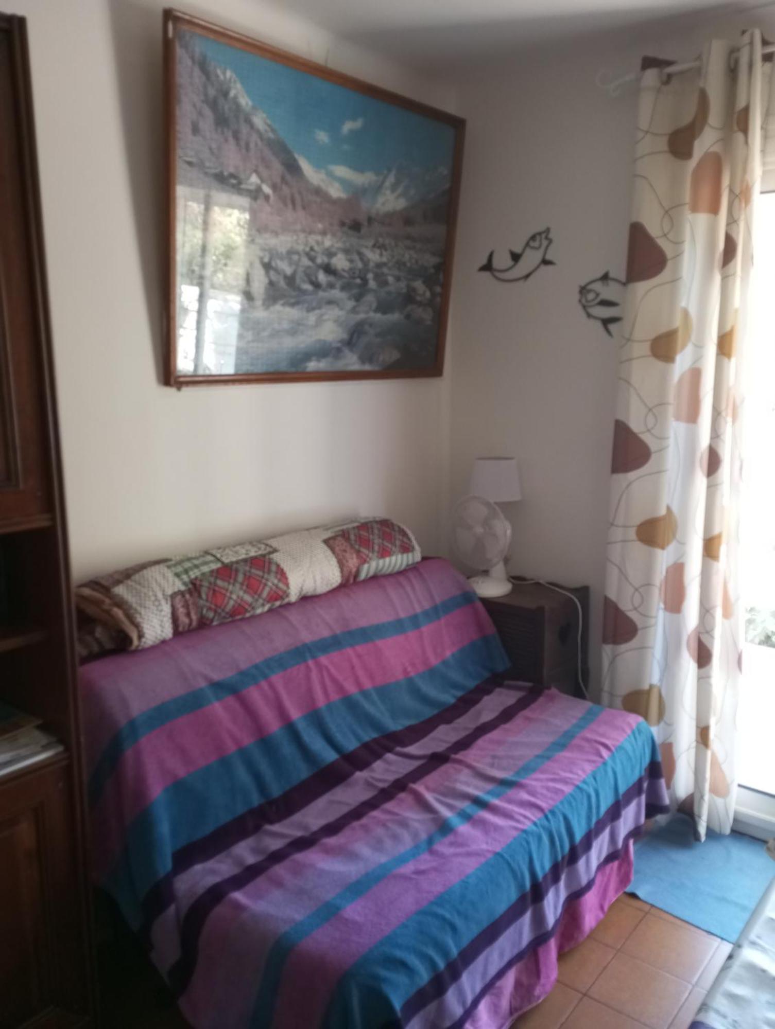 F1 Chambre Et Cuisine Reynes Екстер'єр фото